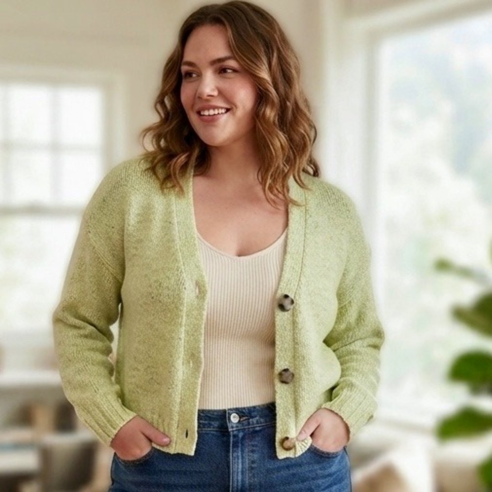Loft Petites Lime Green Marled Knit V-Neck Button Front Cardigan Sweater MP